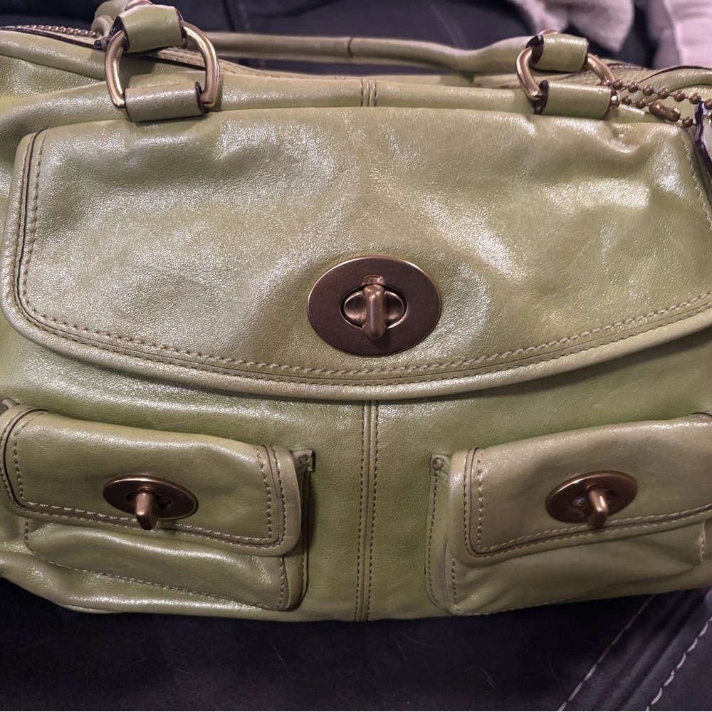 SOLD!! Coach Green Leather Women's Bag